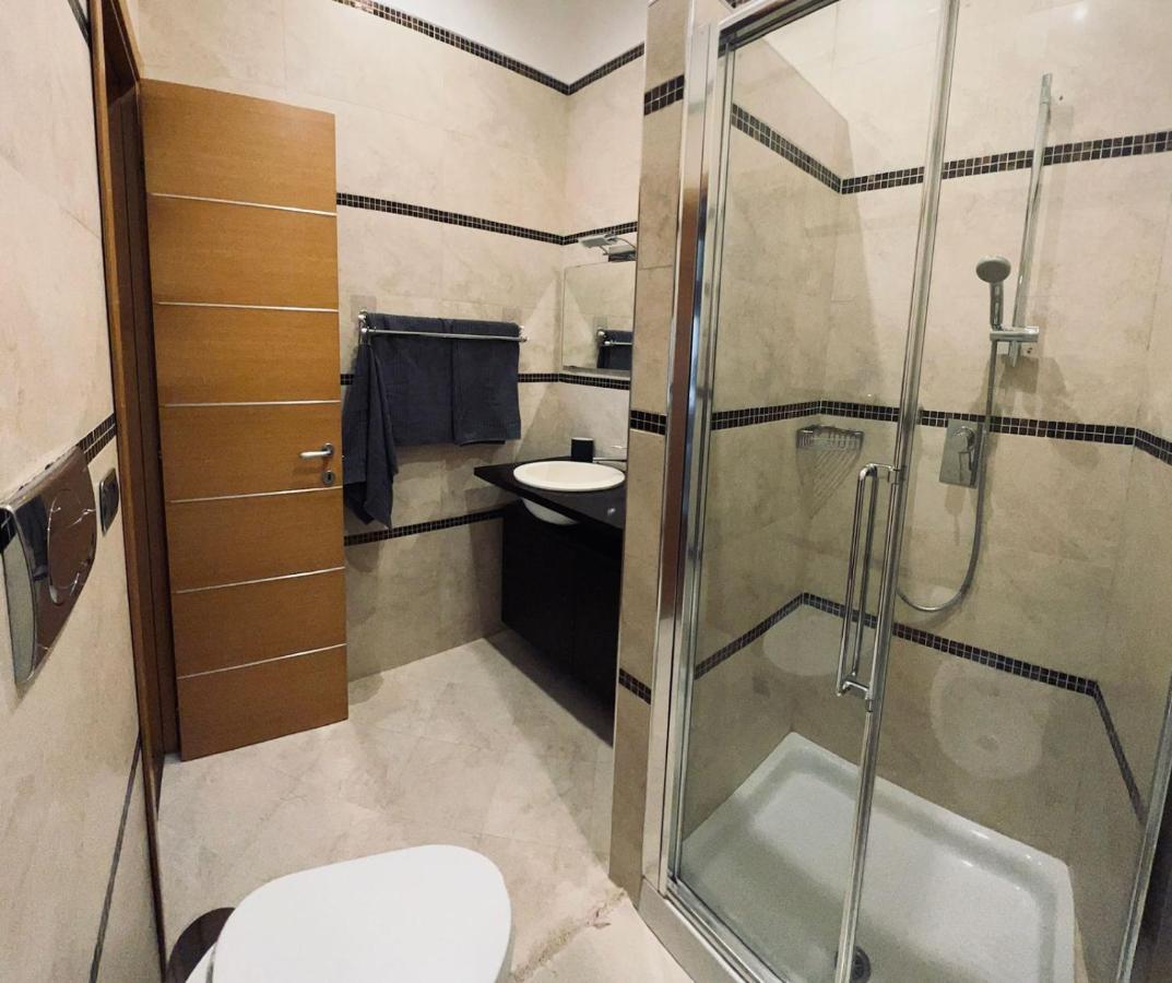 Best Stay - Bari Centrale Екстериор снимка